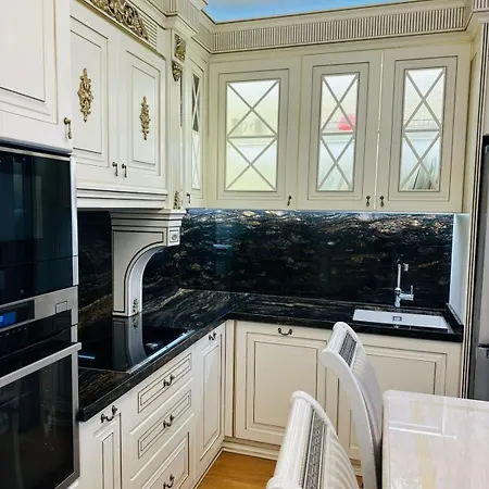 Dorian Main Center Apartament *